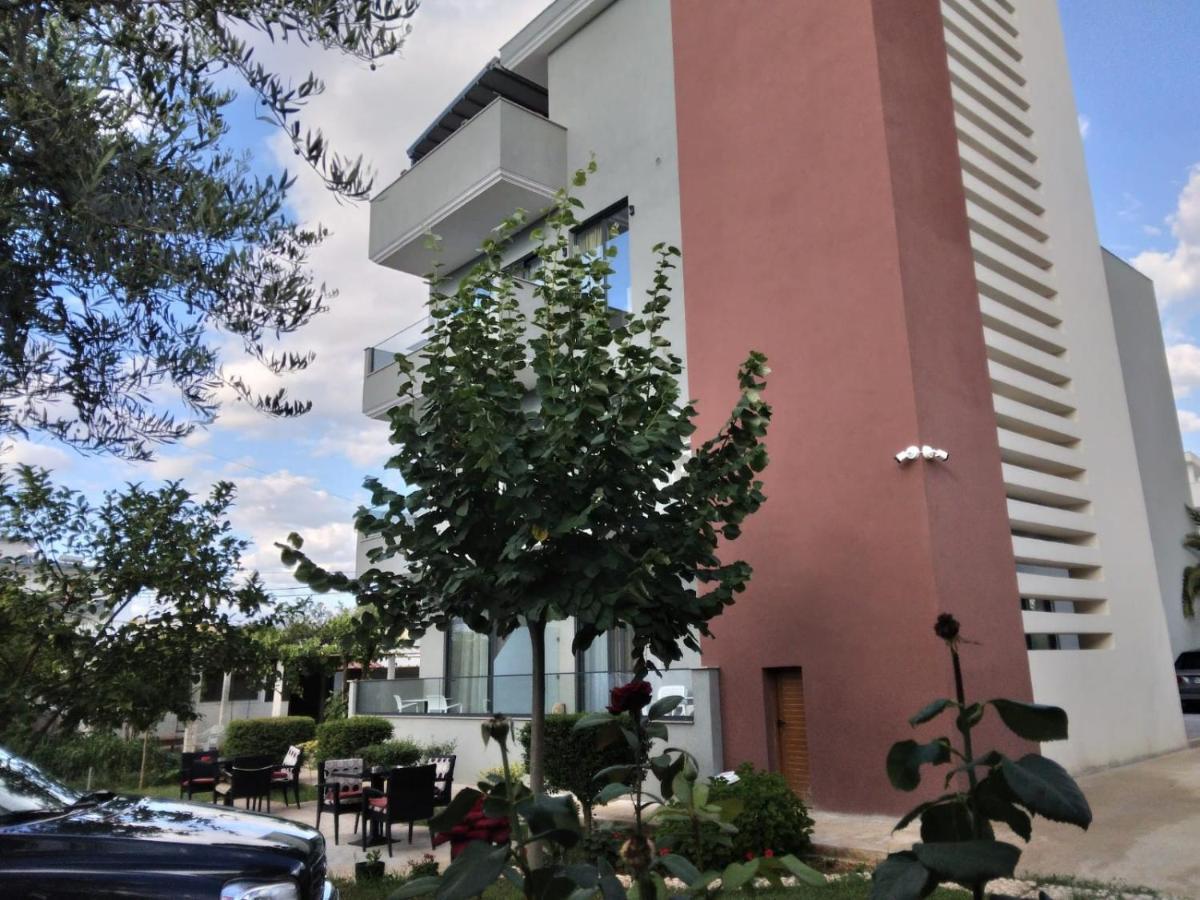 Hotel Ksamili Exterior photo